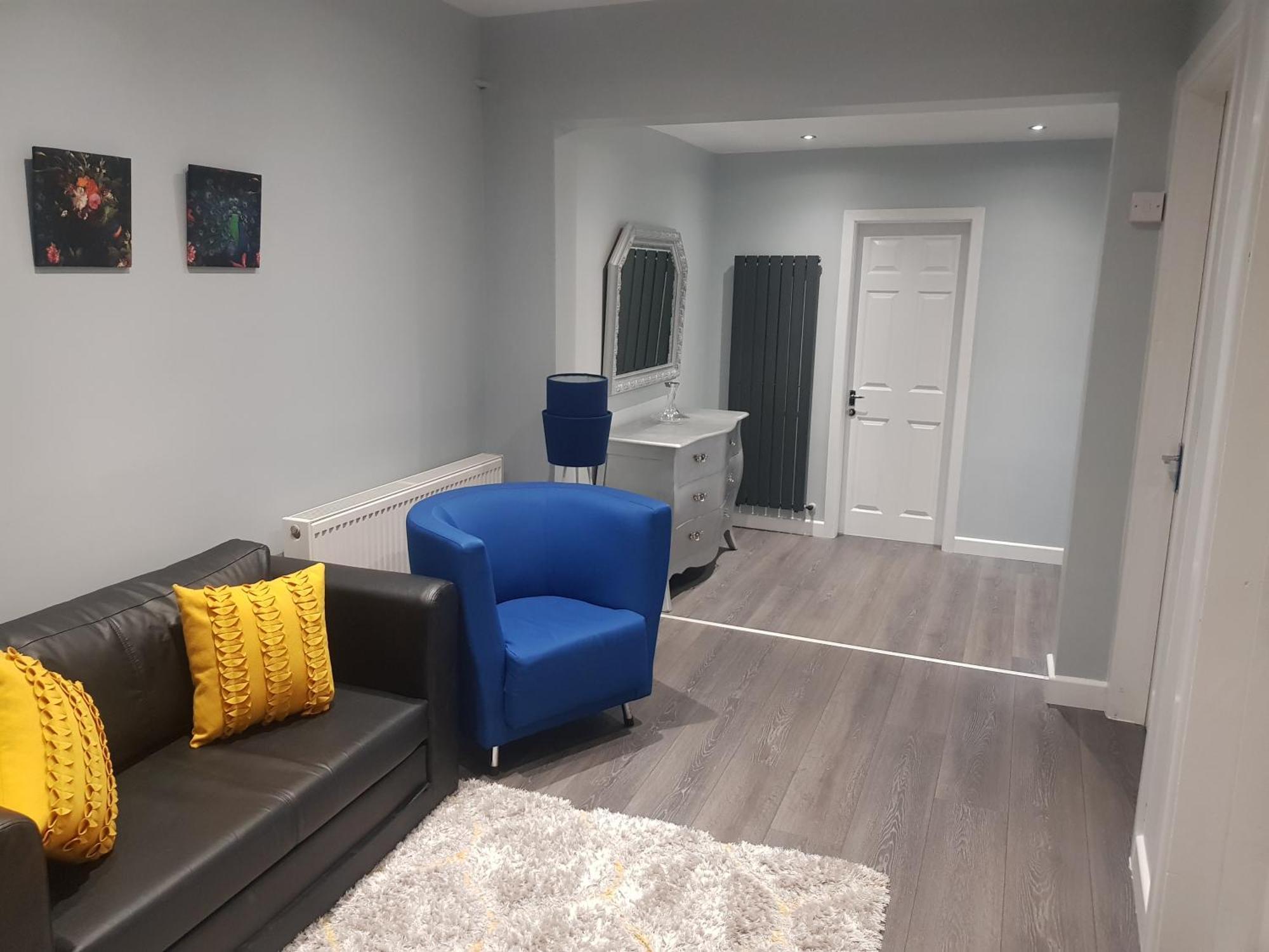 Saphire Glasgow Apartments Giffnock Bagian luar foto