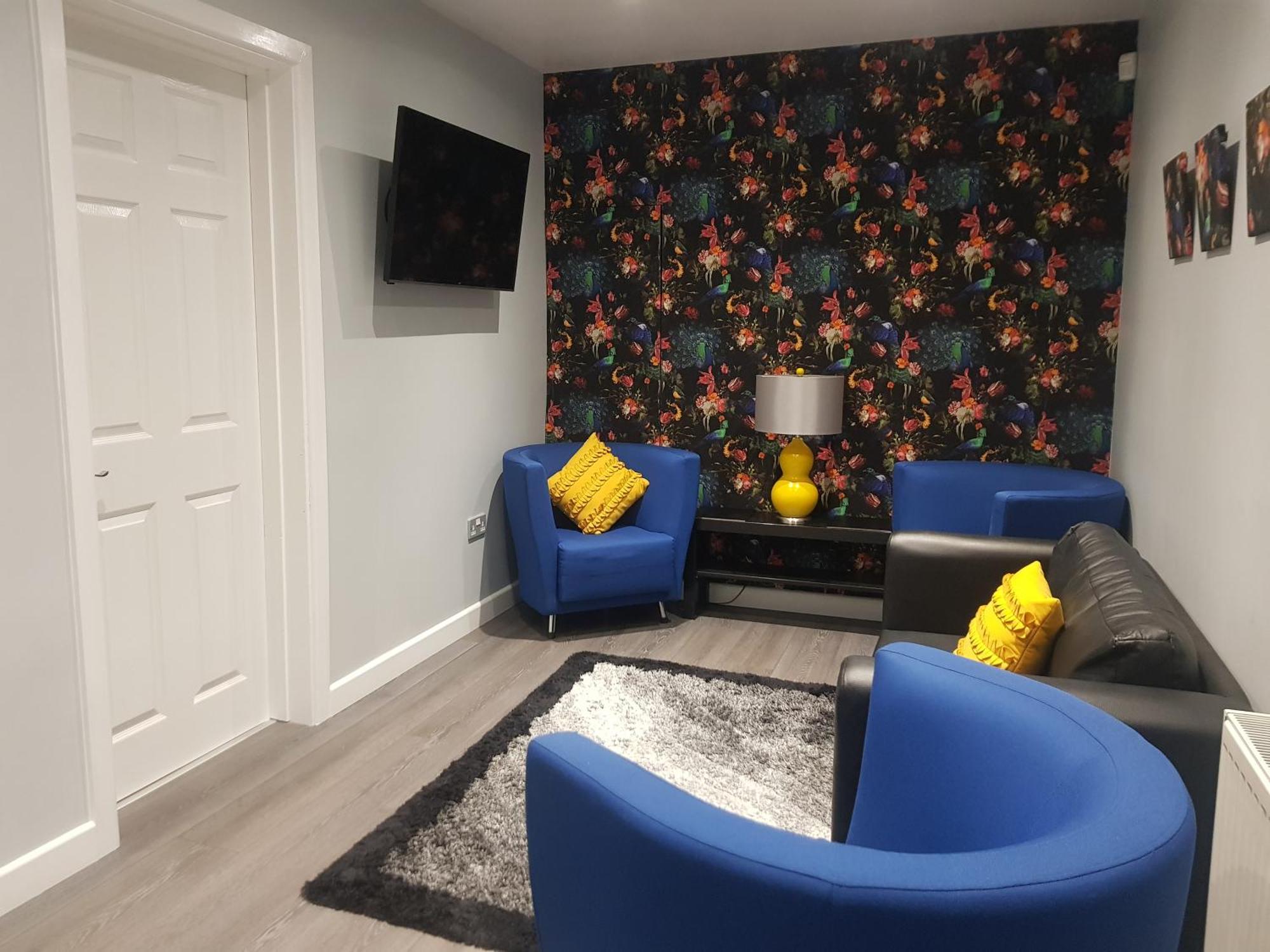 Saphire Glasgow Apartments Giffnock Bagian luar foto